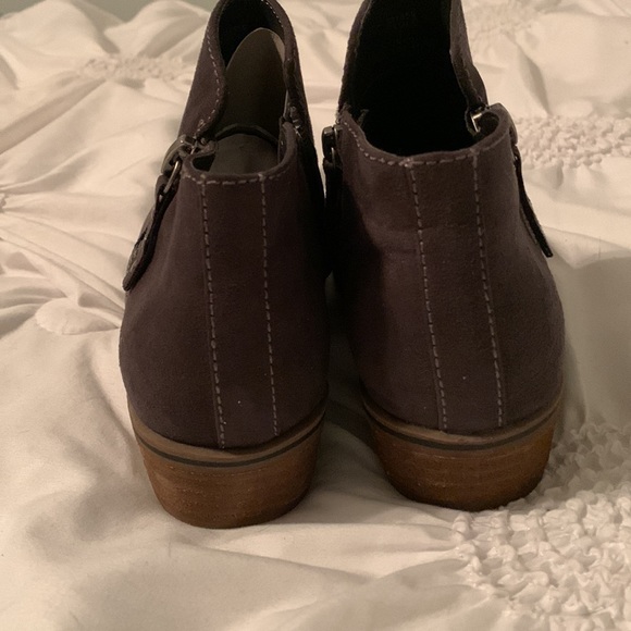 Woman's booties - Picture 3 of 5